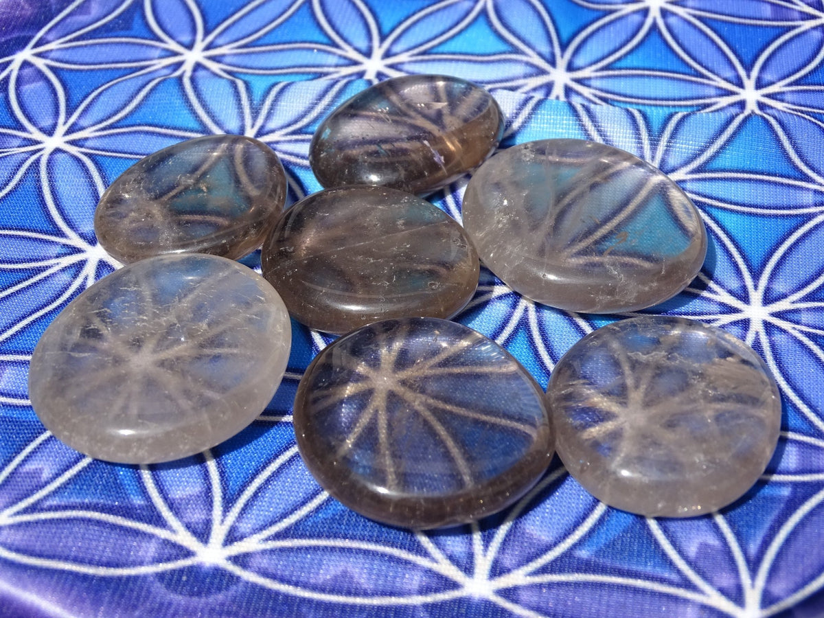 Quartz Fumé Pierre plate - Cristaux - Colibri Minéraux et Bien-être