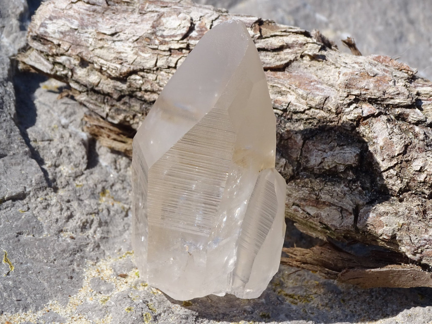 Quartz Fumé Lémurien - Pierres de soin - Colibri Minéraux et Bien-être