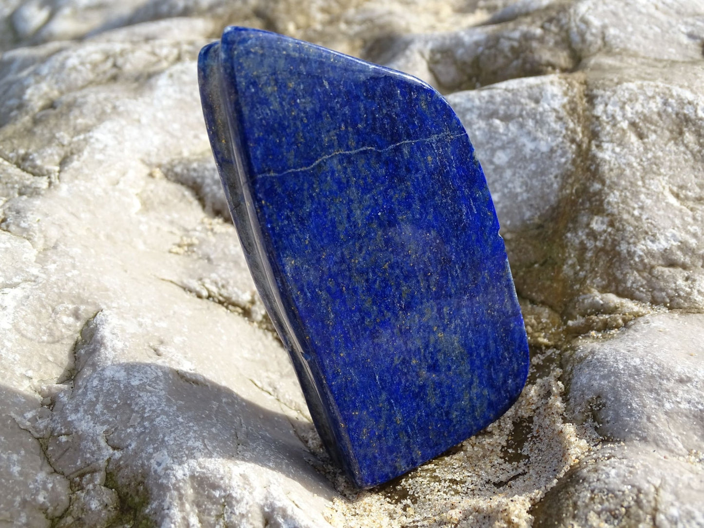 Lapis Lazuli Forme Libre - Pierres - Colibri Minéraux et Bien-être