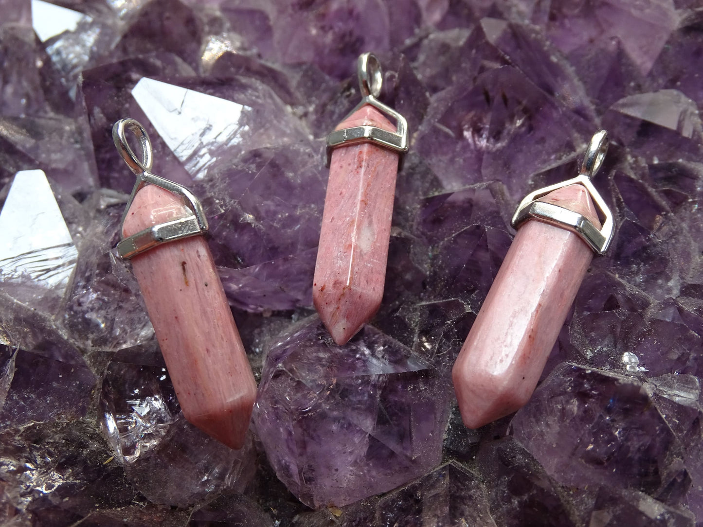 Pendentif Rhodonite - Pendentifs - Colibri Minéraux et Bien-être
