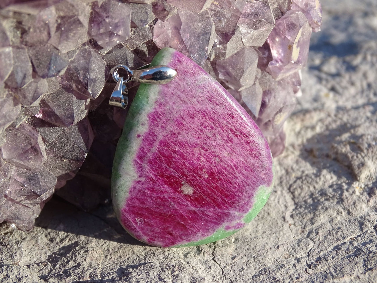Pendentif Rubis Zoïsite - Pendentifs - Colibri Minéraux et Bien-être