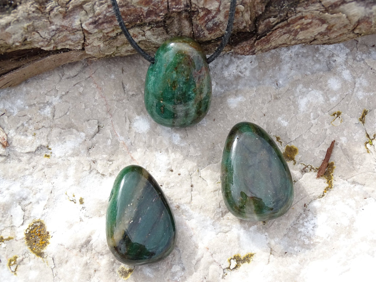 Pendentif Fuchsite - Pendentifs - Colibri Minéraux et Bien-être