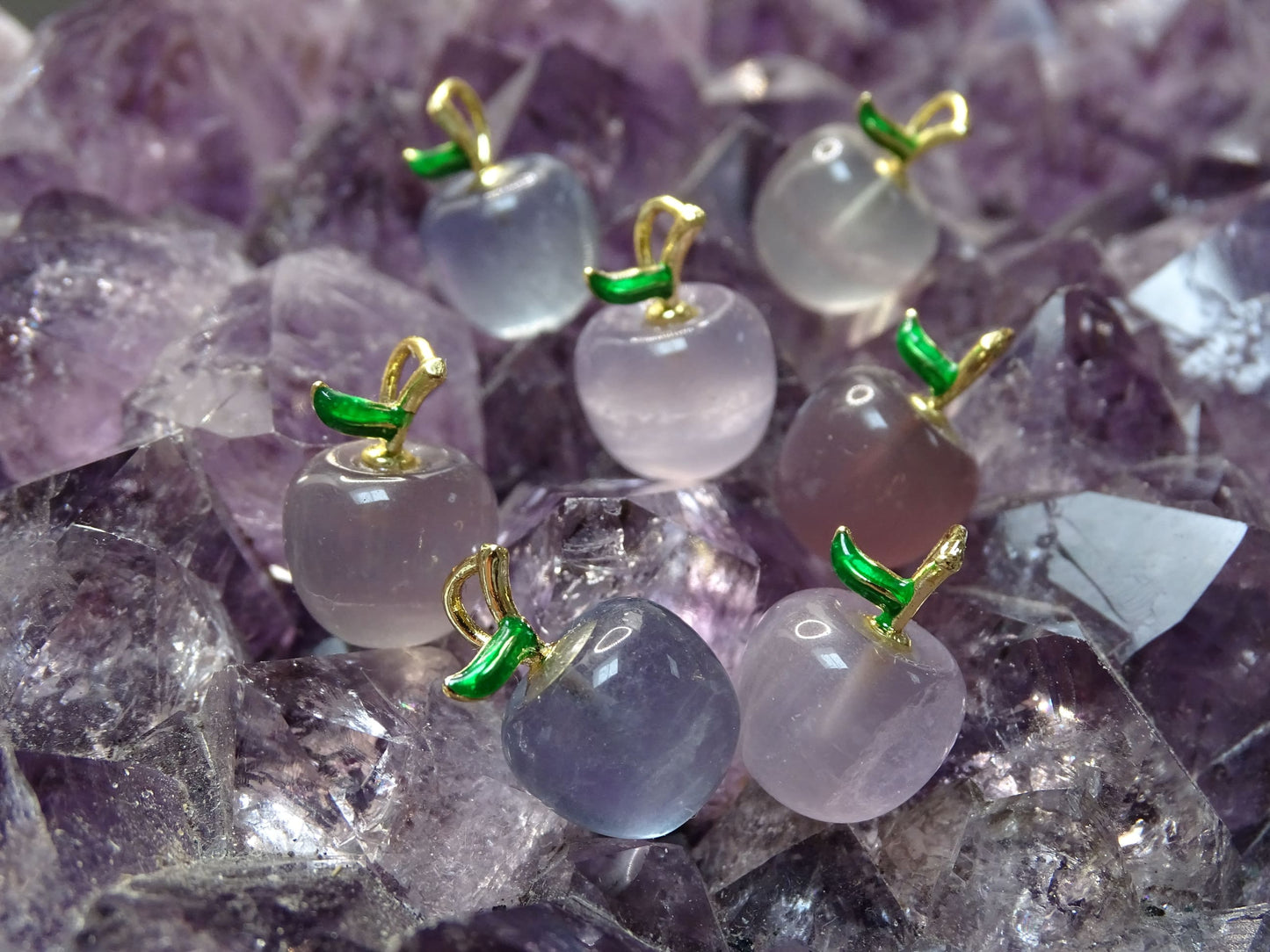 Pendentif Fluorite Pomme - Pendentifs - Colibri Minéraux et Bien-être