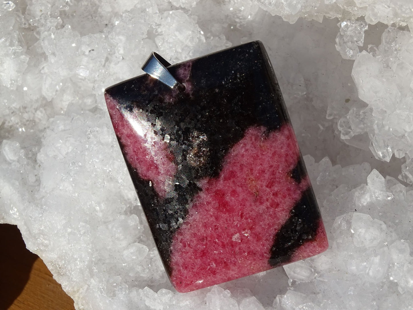 Pendentif Rhodonite - Pendentifs - Colibri Minéraux et Bien-être