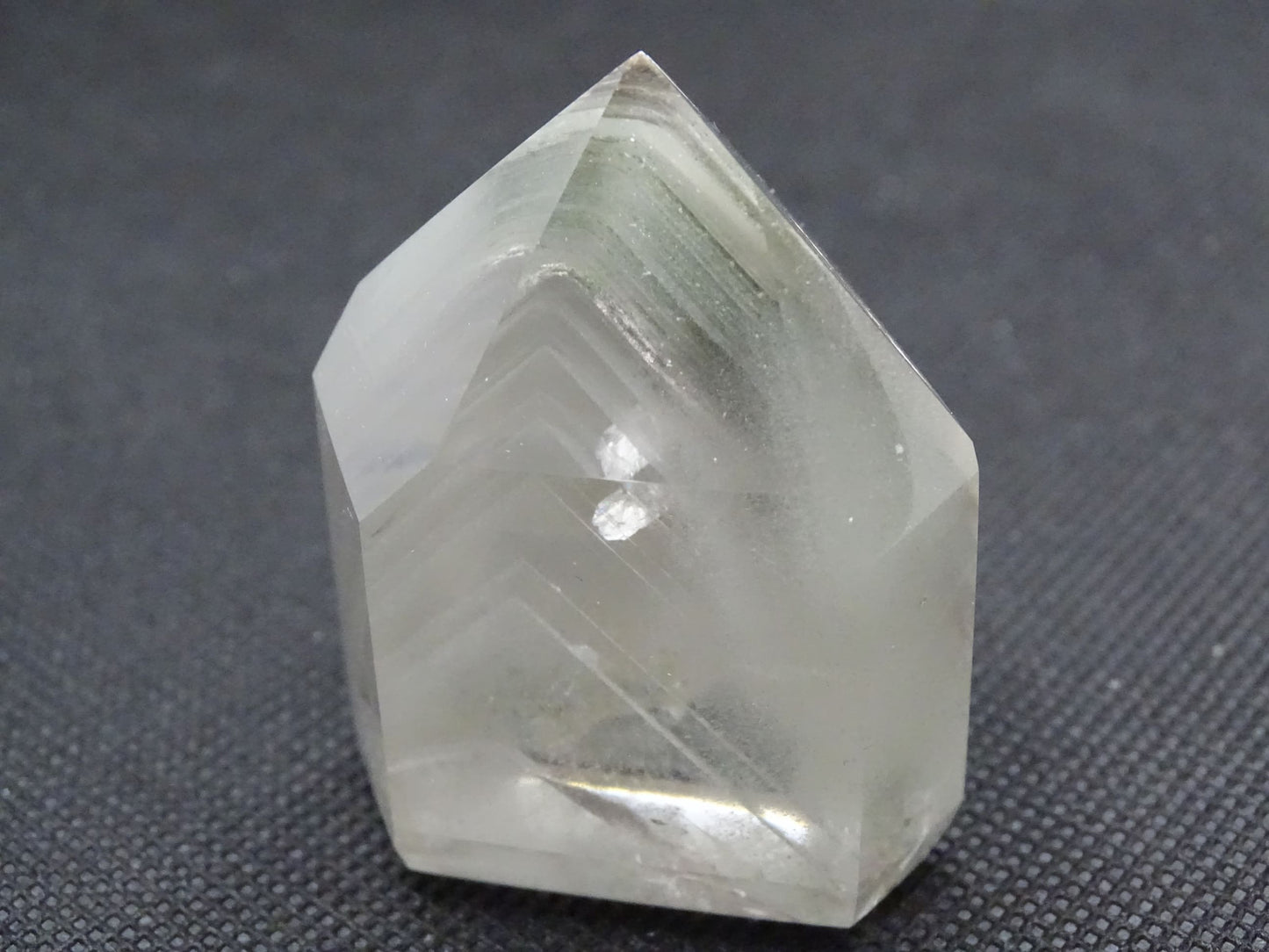 Quartz Chlorite Fantôme - Cristaux - Colibri Minéraux et Bien-être