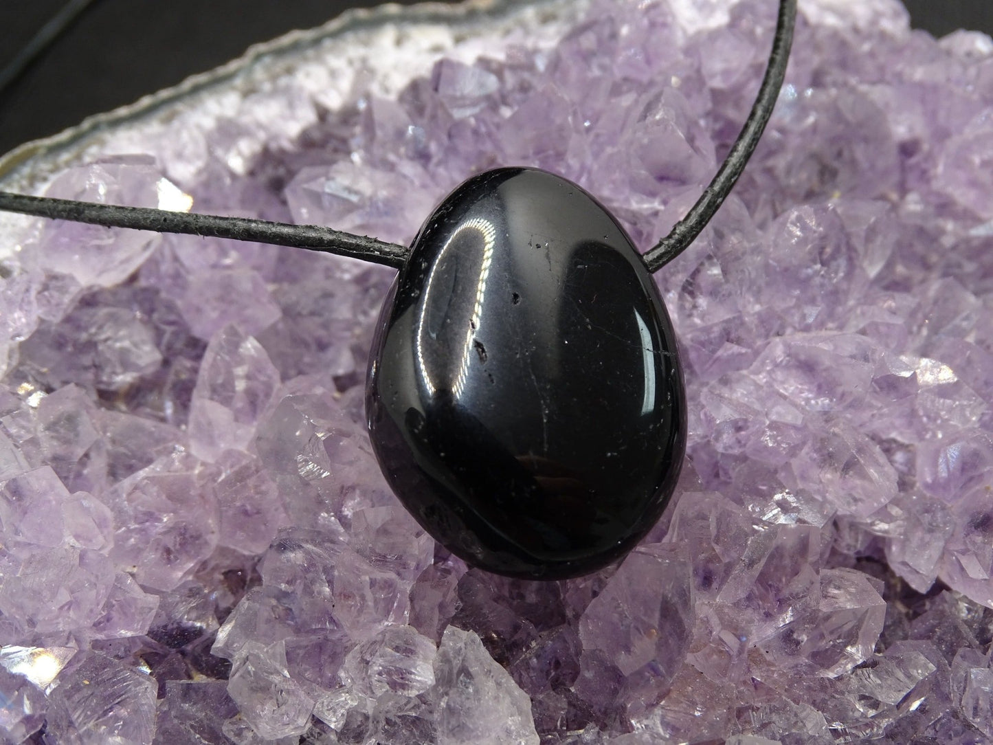 Pendentif Tourmaline Noire - Pendentifs - Colibri Minéraux et Bien-être