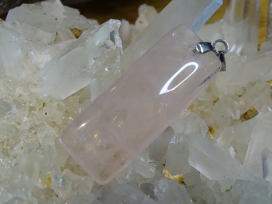 Pendentif Quartz Rose - Pendentifs - Colibri Minéraux et Bien-être