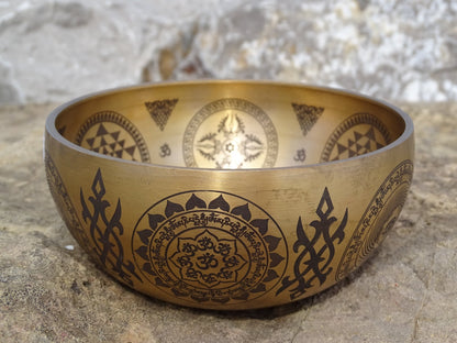 Bol chantant gravé Om, Vajra, Chenrezig et Sri Yantra - Bol tibétain - Colibri Minéraux et Bien-être