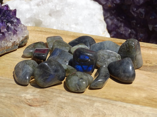 Labradorite pierre roulée - Pierre roulée - Colibri Minéraux et Bien-être