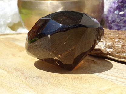 Quartz Fumé Rutile Facetté - Cristaux - Colibri Minéraux et Bien-être