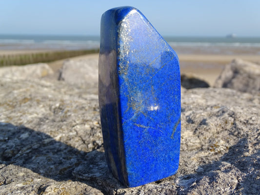 Lapis Lazuli Forme Libre - Pierres - Colibri Minéraux et Bien-être