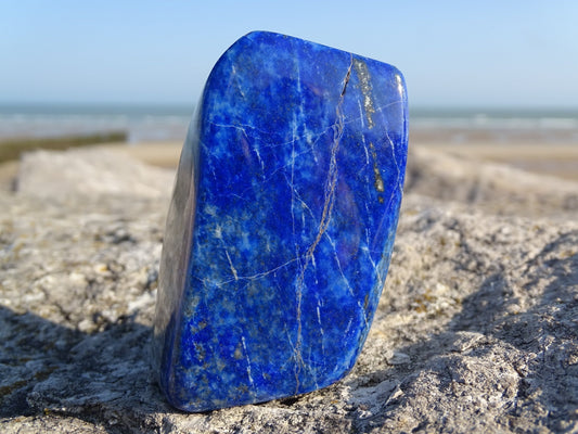 Lapis Lazuli Forme Libre - Pierres - Colibri Minéraux et Bien-être