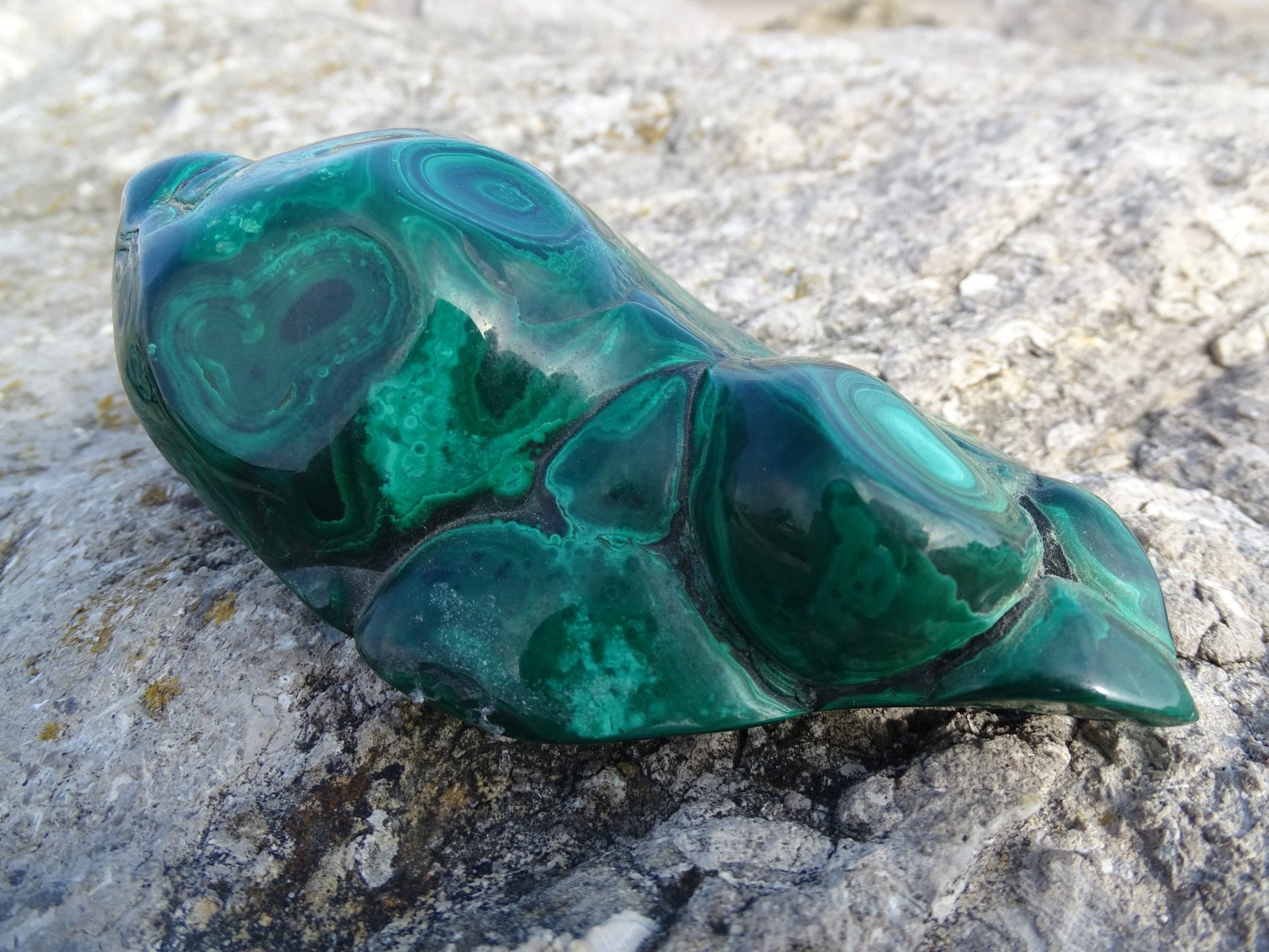 Malachite Forme Libre - Pierres - Colibri Minéraux et Bien-être