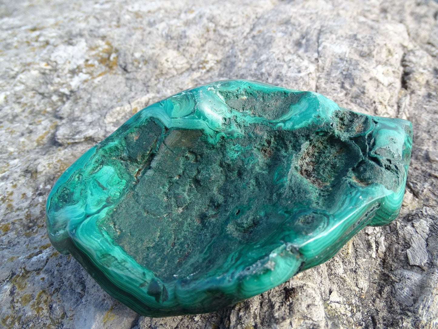 Malachite Forme Libre - Pierres - Colibri Minéraux et Bien-être