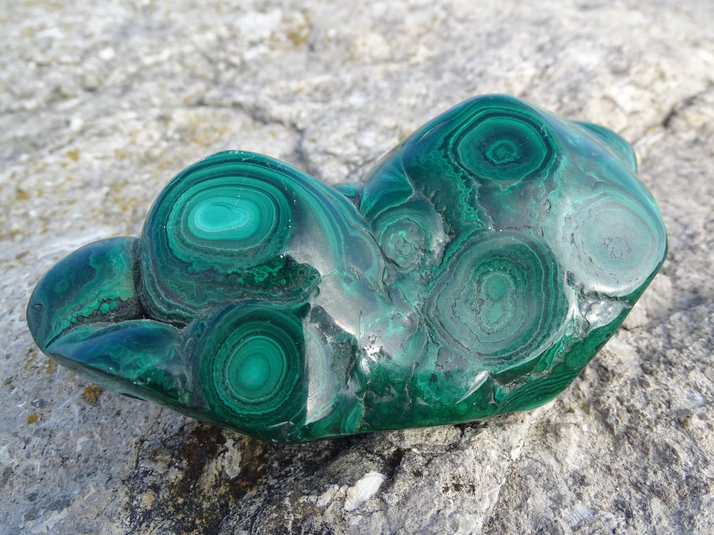 Malachite Forme Libre - Pierres - Colibri Minéraux et Bien-être