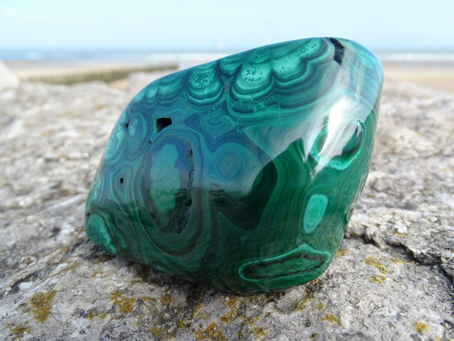 Malachite Forme Libre - Pierres - Colibri Minéraux et Bien-être