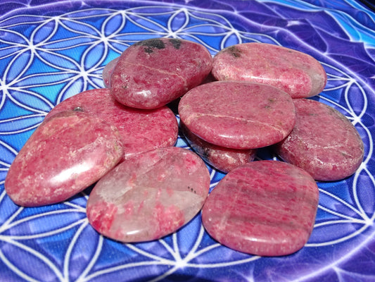 Rhodonite Pierre plate - Pierres - Colibri Minéraux et Bien-être