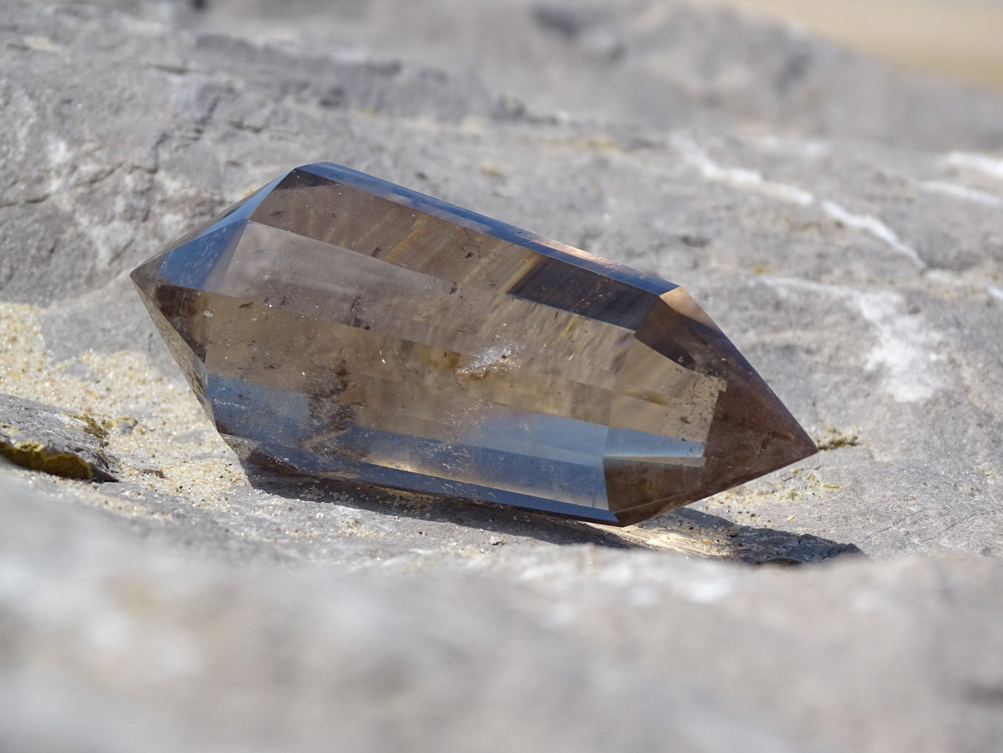 Quartz Fumé Vogel - Pierres de soin - Colibri Minéraux et Bien-être