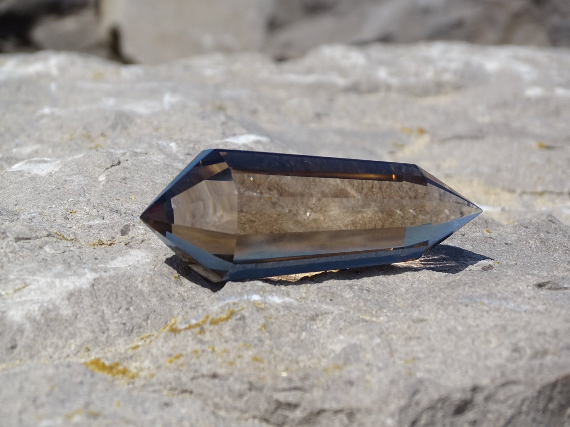 Quartz Fumé Vogel - Pierres de soin - Colibri Minéraux et Bien-être