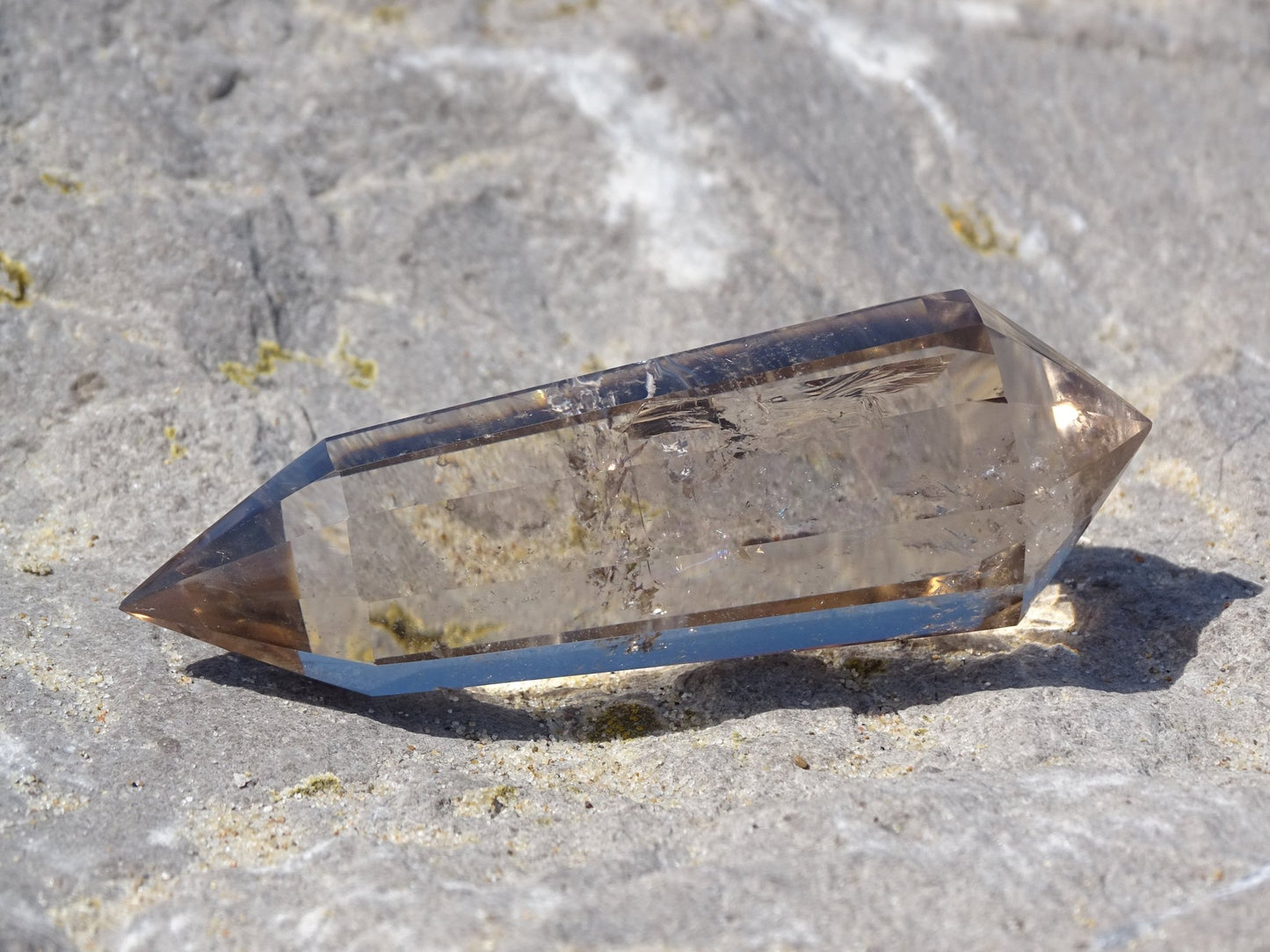 Quartz Fumé Vogel - Pierres de soin - Colibri Minéraux et Bien-être
