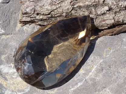 Quartz Fumé Facetté - Cristaux - Colibri Minéraux et Bien-être