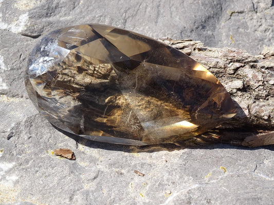 Quartz Fumé Facetté - Cristaux - Colibri Minéraux et Bien-être