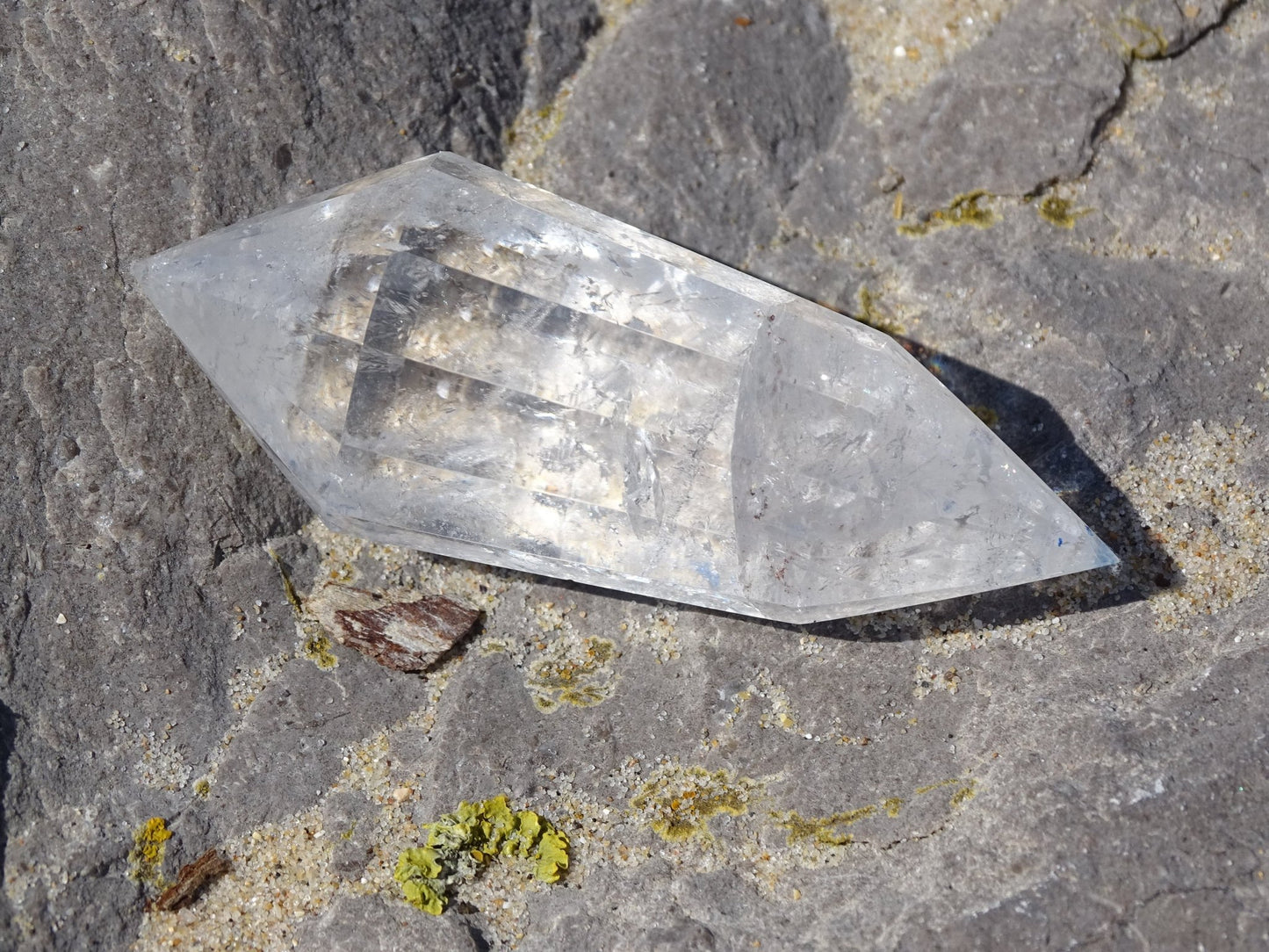Quartz Vogel Cristal de Roche - Pierres de soin - Colibri Minéraux et Bien-être