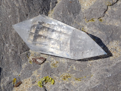 Quartz Vogel Cristal de Roche - Pierres de soin - Colibri Minéraux et Bien-être