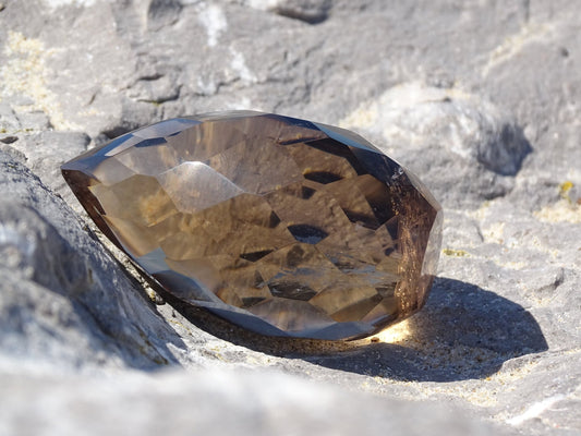 Quartz Fumé Facetté - Cristaux - Colibri Minéraux et Bien-être