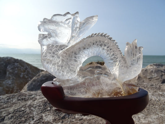 Sculpture Dragon Quartz Cristal de Roche - Cristaux - Colibri Minéraux et Bien-être