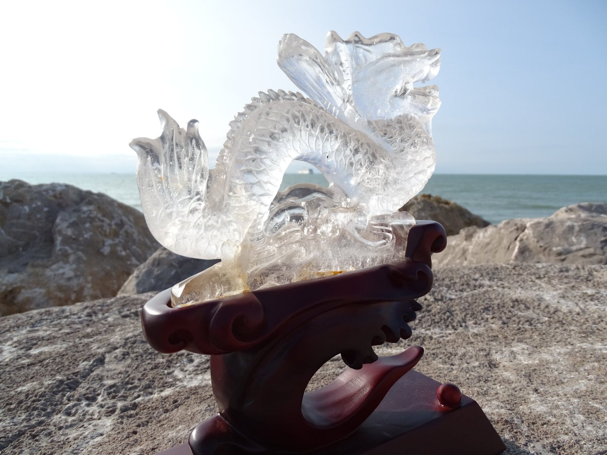 Sculpture Dragon Quartz Cristal de Roche - Cristaux - Colibri Minéraux et Bien-être