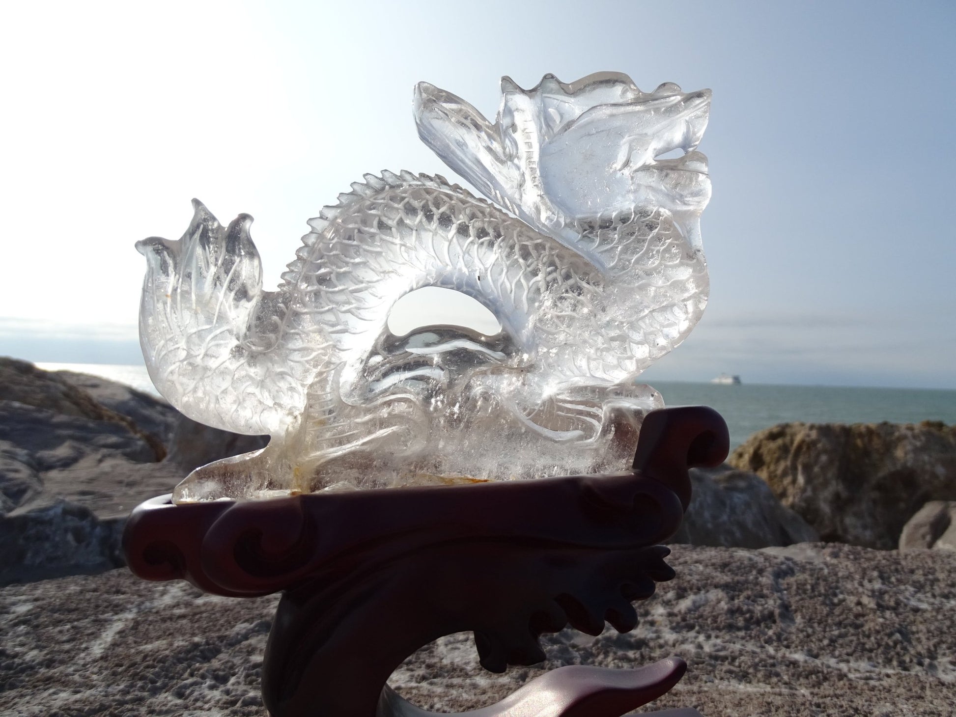 Sculpture Dragon Quartz Cristal de Roche - Cristaux - Colibri Minéraux et Bien-être