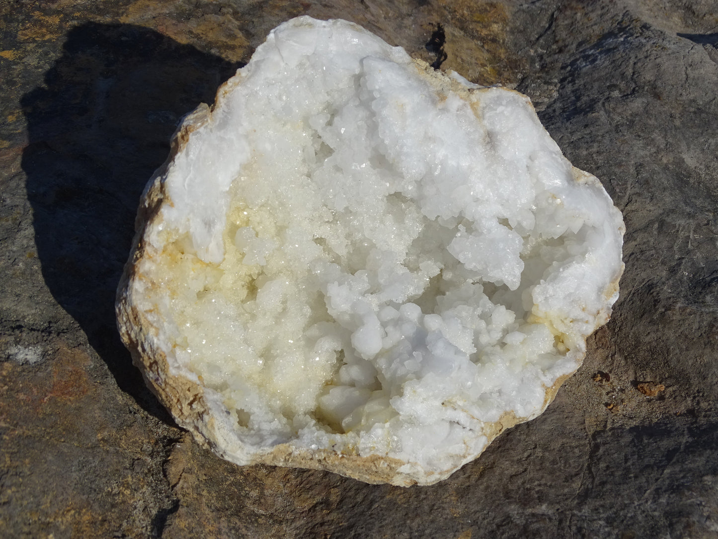 Géode Quartz Cristal de Roche