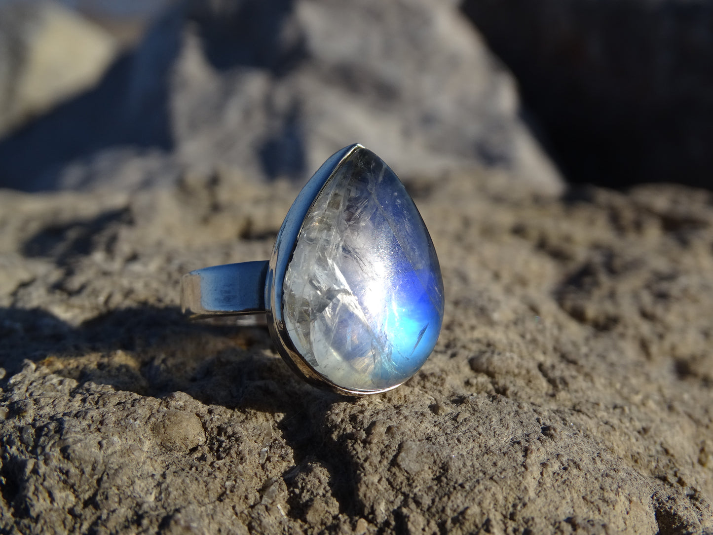 Bague Pierre de Lune Argent 925 Taille 59.5