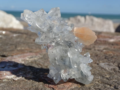 Apophyllite Blanche et Stilbite orange
