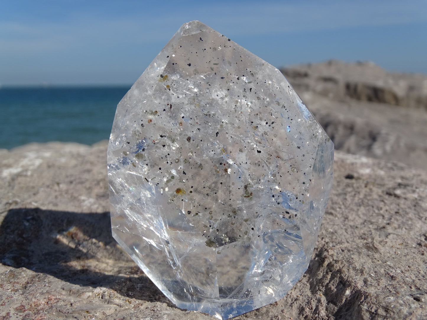 Quartz Cristal de Roche paillettes d'hématite