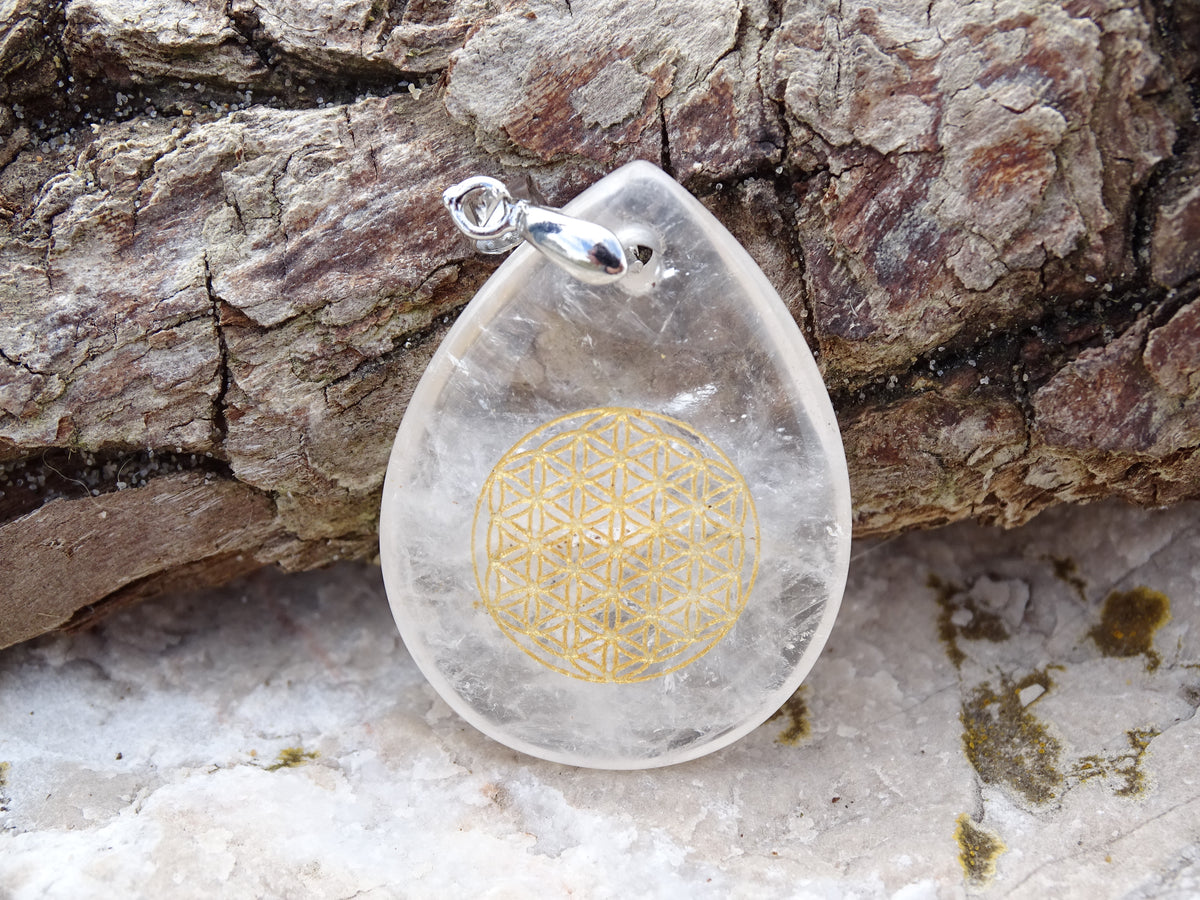 Pendentif Quartz Cristal de Roche Fleur de Vie