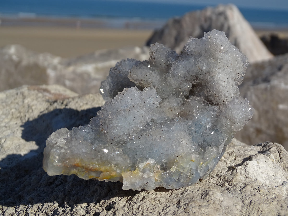 Quartz Cristal de Roche sur Calcédoine