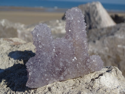 Améthyste sur Calcédoine Stalactite