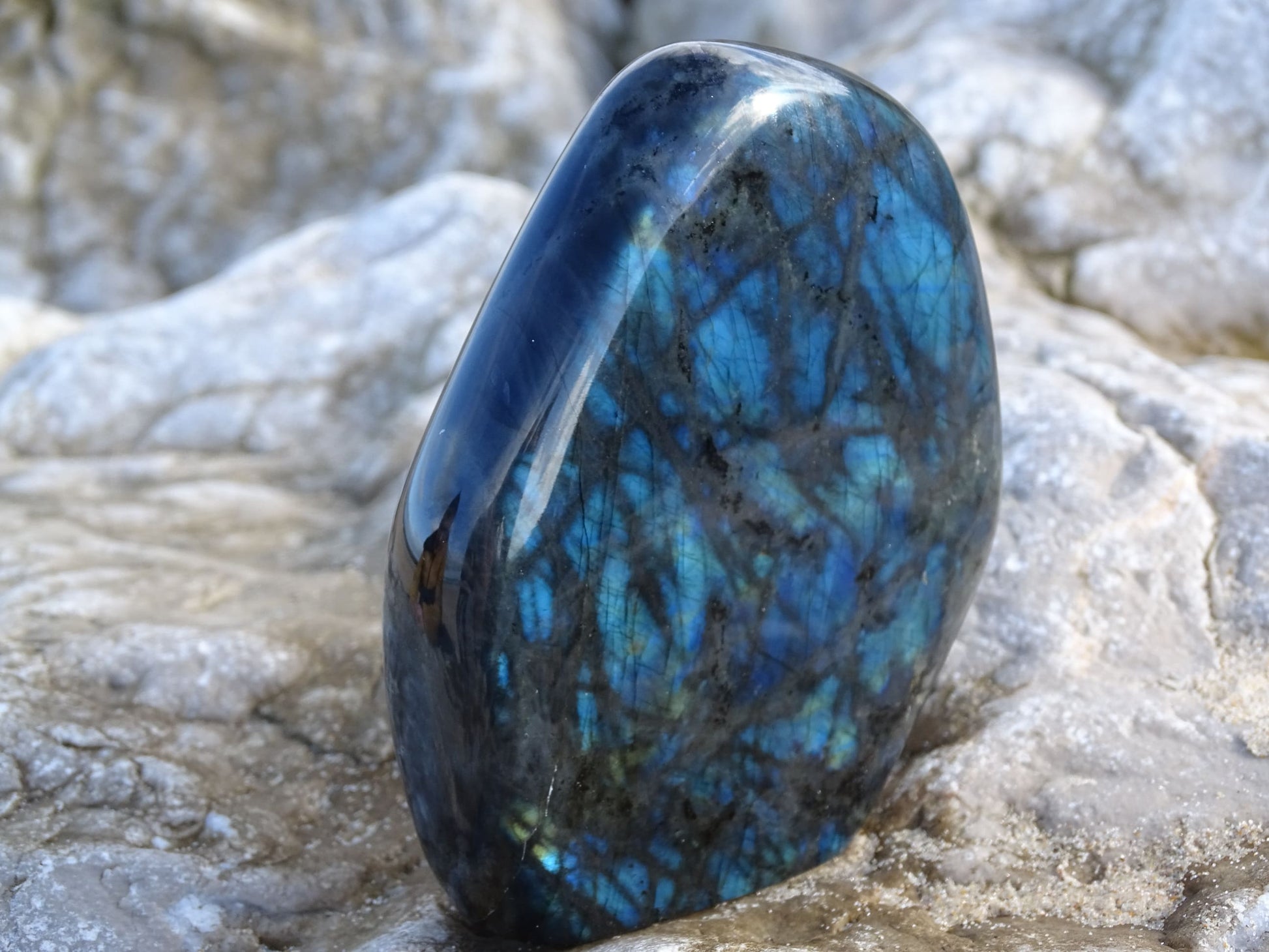 Labradorite Forme Libre - Pierres - Colibri Minéraux et Bien-être