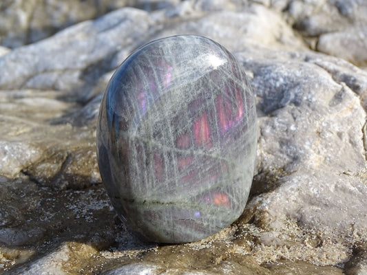 Labradorite Forme Libre - Pierres - Colibri Minéraux et Bien-être