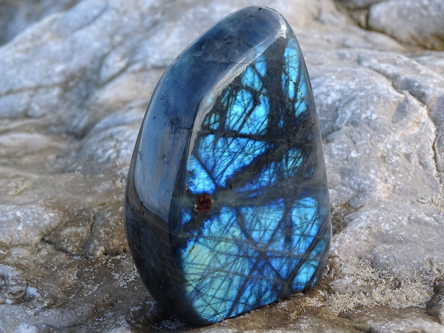 Labradorite Forme Libre - Pierres - Colibri Minéraux et Bien-être