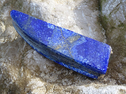 Lapis Lazuli Forme Libre - Pierres - Colibri Minéraux et Bien-être