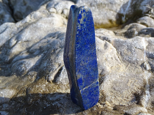 Lapis Lazuli Forme Libre - Pierres - Colibri Minéraux et Bien-être
