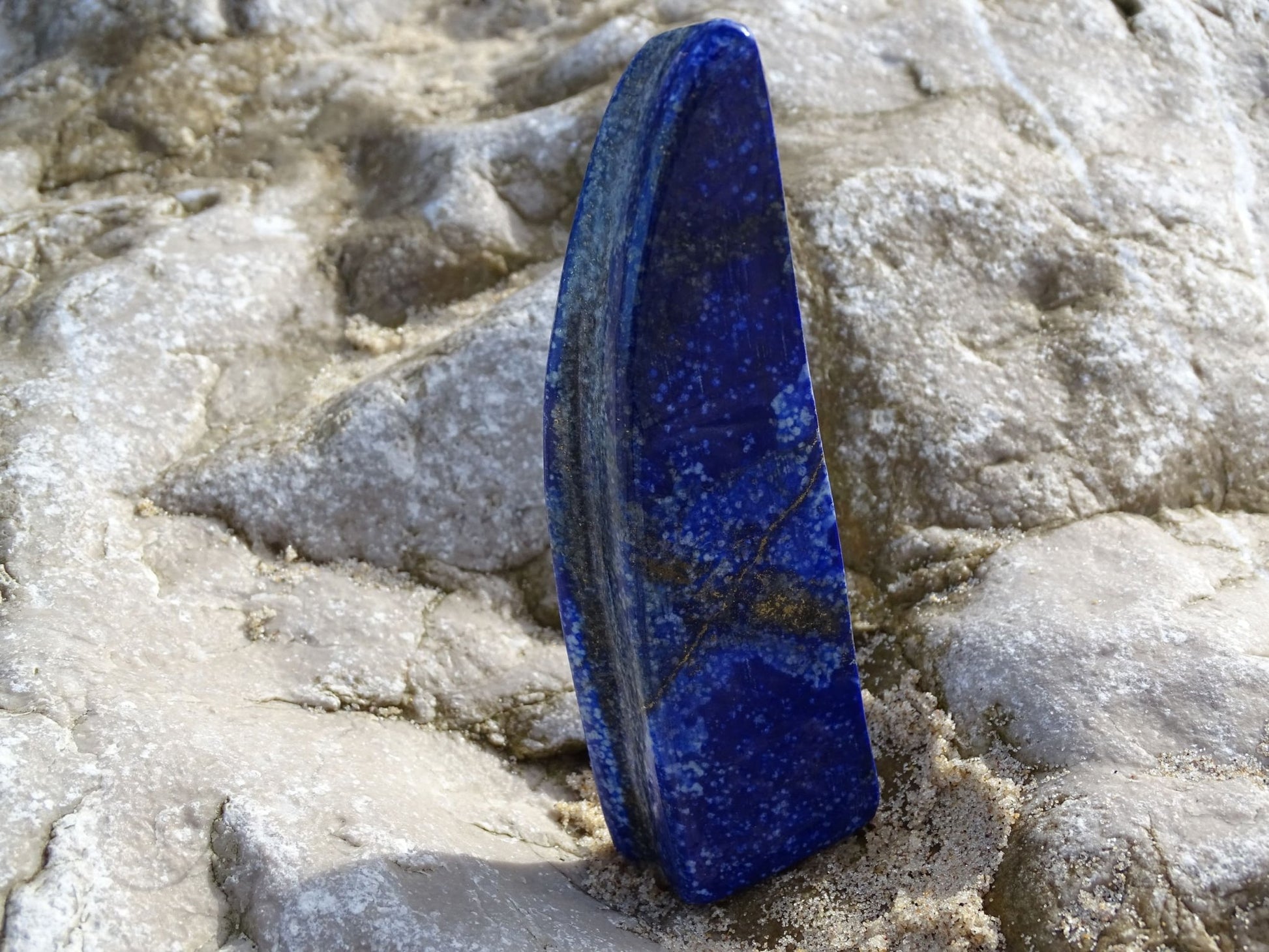 Lapis Lazuli Forme Libre - Pierres - Colibri Minéraux et Bien-être
