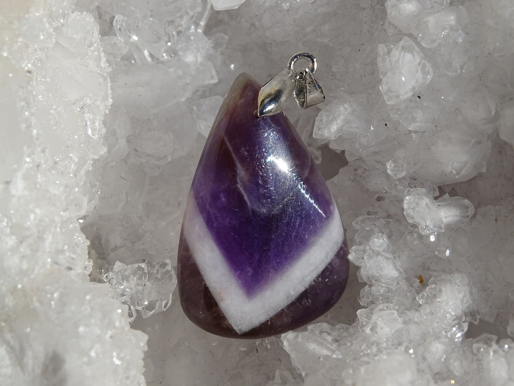 Pendentif Améthyste Chevron - Pendentifs - Colibri Minéraux et Bien-être
