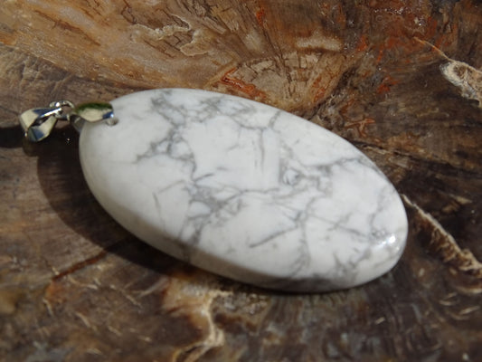 Pendentif Howlite - Pendentifs - Colibri Minéraux et Bien-être