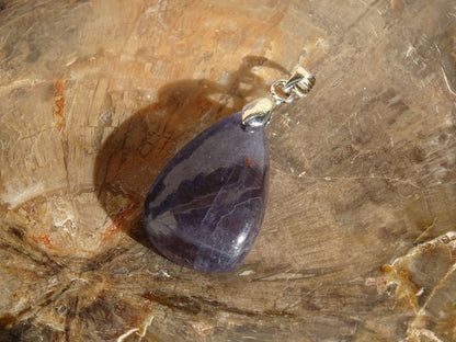 Pendentif Iolite - Pendentifs - Colibri Minéraux et Bien-être