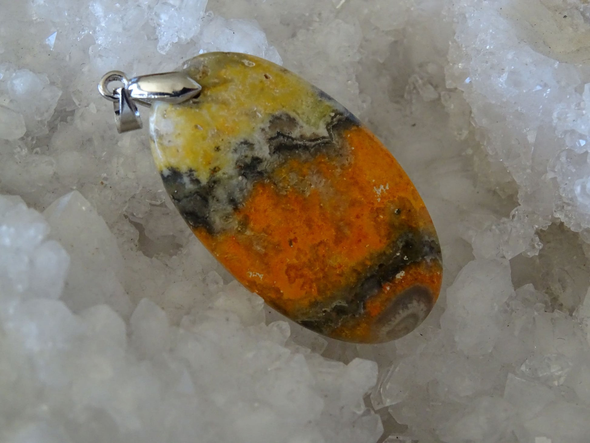 Pendentif Jaspe Bumblebee - Pendentifs - Colibri Minéraux et Bien-être