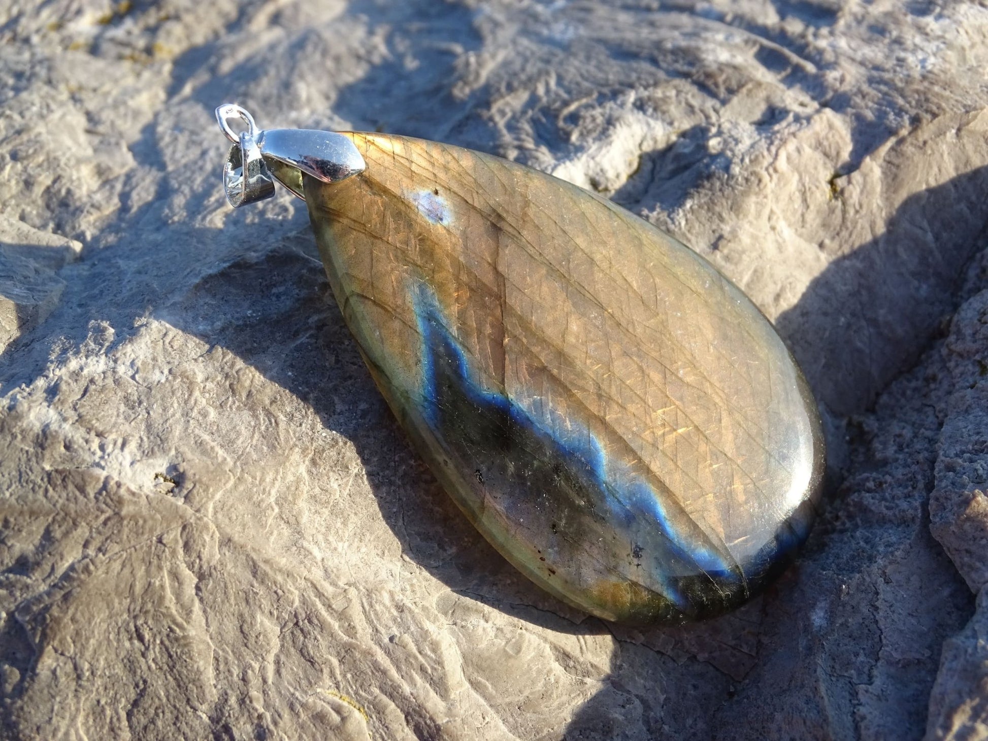 Pendentif Labradorite - Pendentifs - Colibri Minéraux et Bien-être